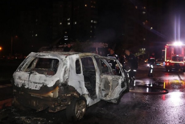 Kız Arkadaşının Aracın Ateşe Verdi!