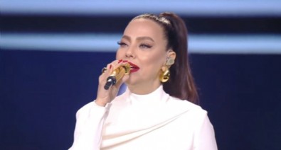 Konserinde Şarkıları Arapça Söyledi Haberi