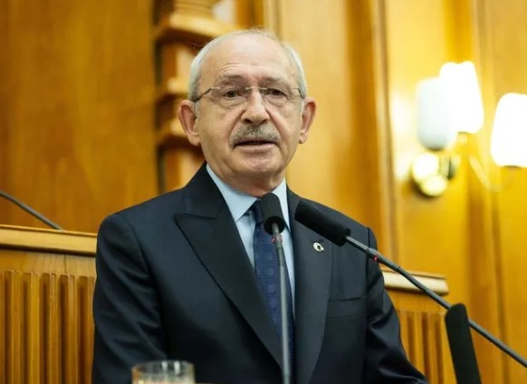 CHP'de Başkan Paniği! Özel'den Talimat...