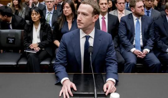 Mark Zuckerberg Mahkemeye Çıktı: Gözlükleri Olay Oldu!