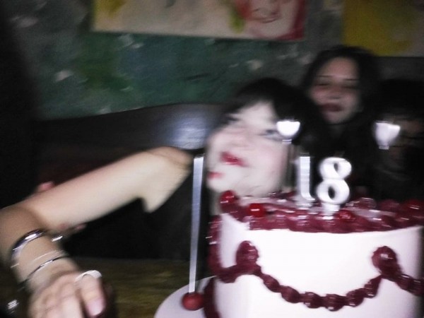 Doğum Gününü Kutladı