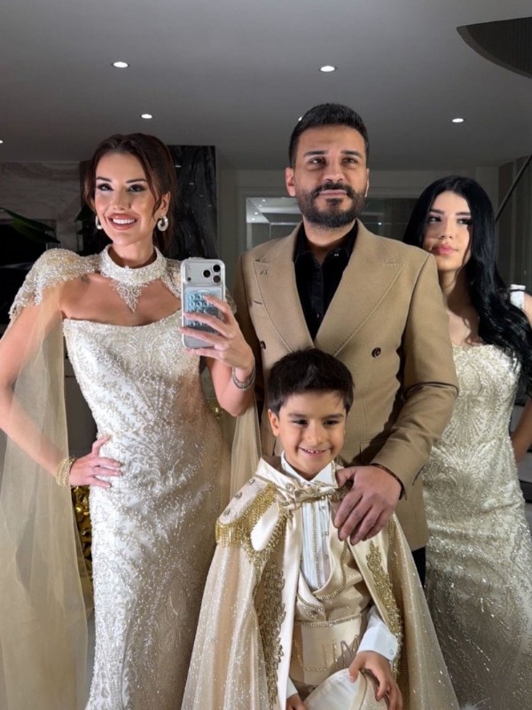 Dilan Polat Hamileliğini Duyurdu