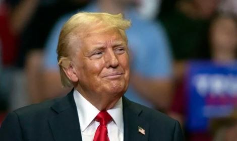 Beyaz Saray'dan İran Çıkmazı! Trump'a En Yakın İsimler Saldırıya Karşı Çıkıyor