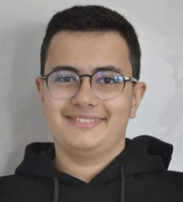 Oğlunun Mezarı Başında Can Verdi!