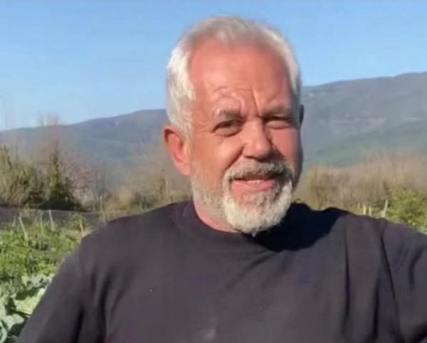 Emekli Polis Yanan Evde Can Verdi!