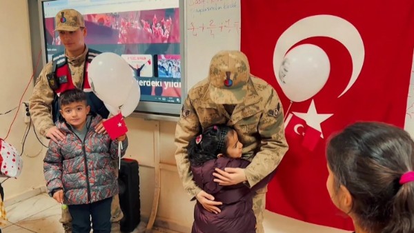 Batman Jandarmadan Anlamlı Jest!