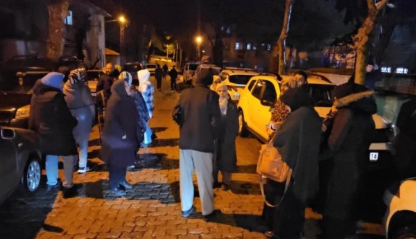 Umre Vaadiyle 23 Bin Dolar! Mağdurlar Poliste...