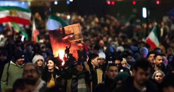 ABD Hazine Bakanı Bessent: İran’daki Krizin Sebebi Biziz!