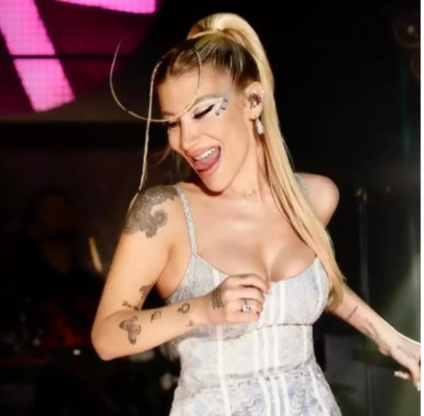 İrem Derici'nin Nişanlısıyla Yaş Farkı!