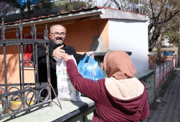 Bu Bakkalda Para Geçmiyor!