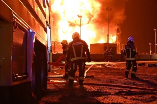 İran Bahreyn'de Yakıt Tankerine Saldırdı!