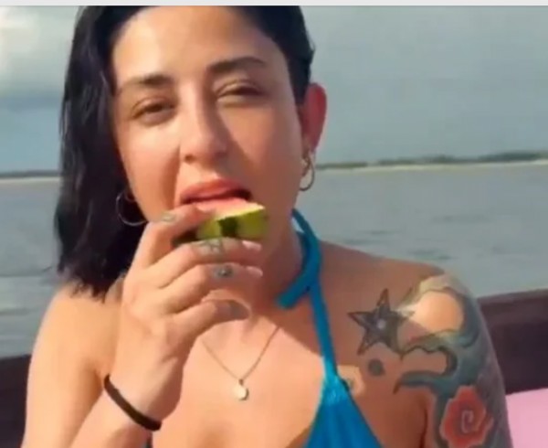 Melek Mosso'ya Tepki Yağıyor!