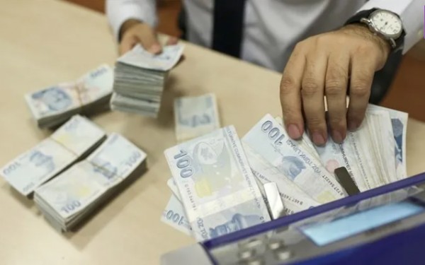 Bayramda çalışanlara ek ücret: Mesai nasıl hesaplanıyor?