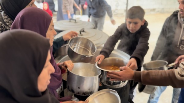 BAHÇELİEVLER’DEN GAZZE’YE İYİLİK SOFRASI