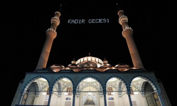 Kadir Gecesi bugün idrak edilecek