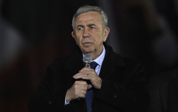 Osman Gökçek'ten Mansur Yavaş'a Kritik Sorular! 'Savcılığa Neden Şikayet Etmiyorsun?'