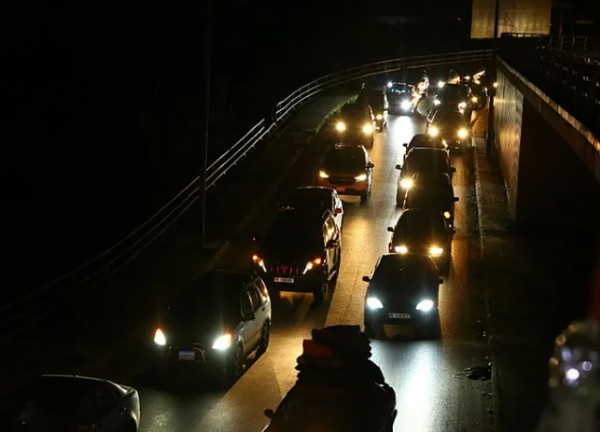 İsrail'den Lübnan'a Saldırı! Göç Başladı...