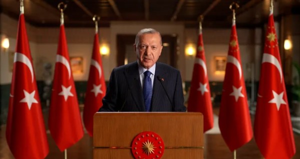 Cumhurbaşkanı Erdoğan'dan Nevruz mesajı: Yeni başlangıçların sembolü oldu
