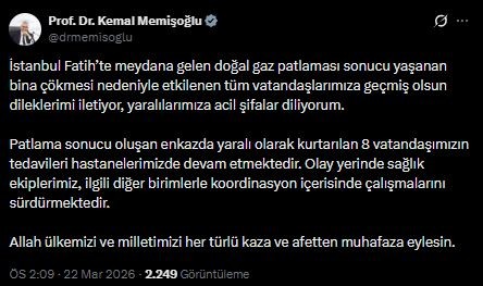 Fatih'te 2 Bina Çöktü! Sokak Savaş Alanına Döndü