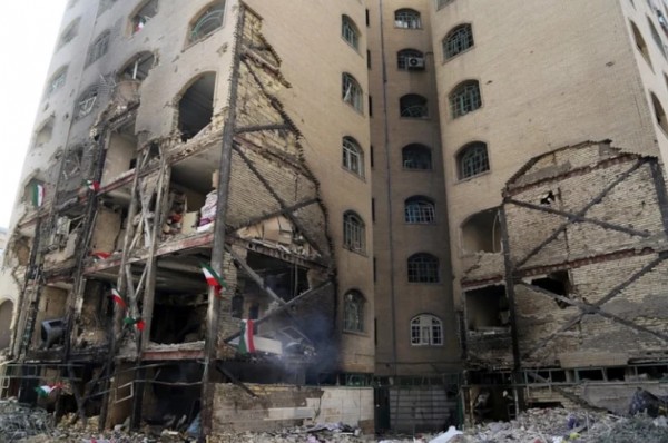 İran'da Can Kaybı Bin 332'ye Yükseldi!