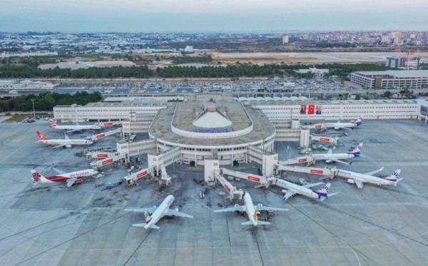 Bakan Uraloğlu Açıkladı! Şubat Ayında 15 Milyon Yolcu