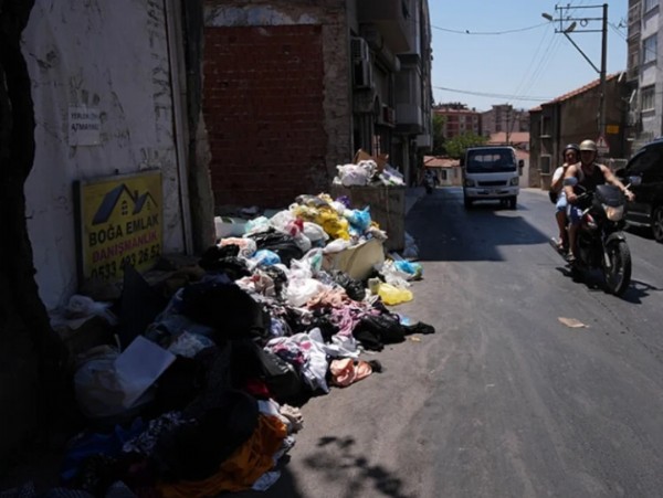 CHP'Lİ BELEDİYEDE İŞÇİYE ZULÜM DEVAM EDİYOR!