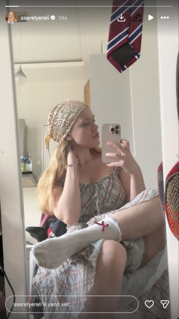 Serel Yereli'den Balayı Pozu Geldi