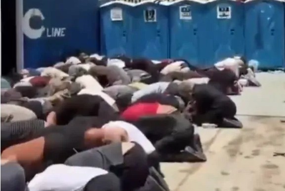 Sumud aktivistlerine işkence görüntüleri Tel Aviv’i birbirine düşürdü! ‘Bizi dünyaya rezil ettin’ diyerek Ben Gvir’e yüklendiler
