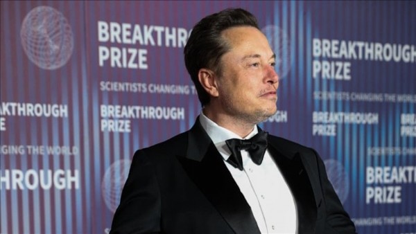 Elon Musk Tarihe Geçti! Dünyanın İlk Trilyon Dolar Sahibi
