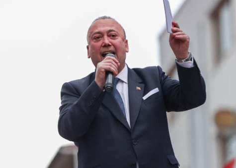 ÖZKAN YALIM’IN YENİ İFADESİ ORTAYA ÇIKTI: ÖZGÜR ÖZEL’İN HELİKOPTER, MAYBACH VE PARA TRAFİĞİ