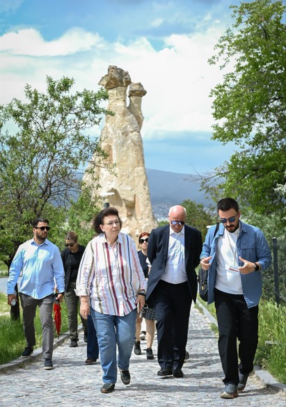 YUNAN BAKAN KAPADOKYA TURUNDA