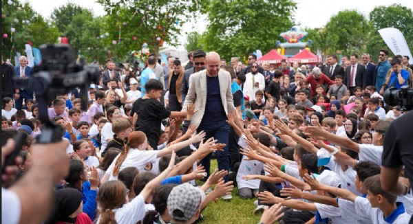 23 BİN GENÇ İLE TÜGVA YAZ OKULU SAKARYA LANSMANI GERÇEKLEŞTİRİLDİ