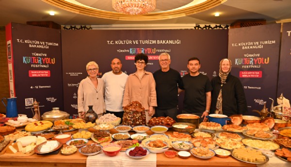 SAKARYA'NIN LEZZET HARİTASI FESTİVALLE KEŞFEDİLİYOR  “SAKARYA’DA HER SOFRA FARKLI BİR HİKAYE, FARKLI BİR KÜLTÜR”