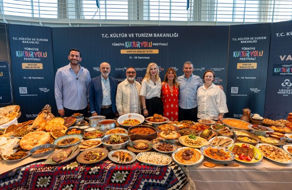 VAN'IN GASTRONOMİ MİRASI LEZZET NOKTALARINDA YAŞATILIYOR