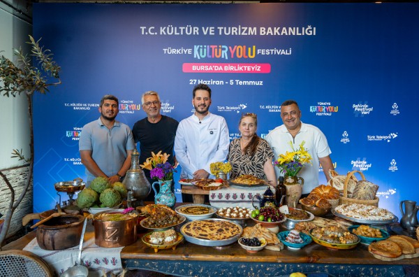 BURSA KÜLTÜR YOLU FESTİVALİ'NDE ASIRLIK LEZZETLER BAŞROLDE