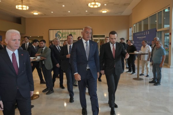 BAKAN ERSOY’DAN PLASTİK ATIK UYARISI: “ARTIK ZAMAN KAYBETME LÜKSÜMÜZ YOK”