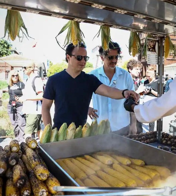 F1İ’N EFSANE PİLOTU FELIPE MASSA,  İSTANBUL'UN TARİH VE GASTRONOMİSİNE HAYRAN KALDI
