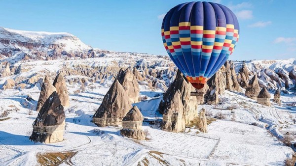 KIŞ TATİLİNİN EN İYİ 13 ADRESİ AÇIKLANDI! LİSTENİN İLK SIRASINDA KAPADOKYA VAR