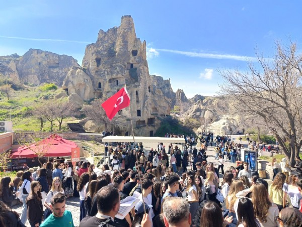 MÜZE VE ÖRENYERLERİNDE ÇİFTE REKOR! 2025’TE 34,8 MİLYON ZİYARETÇİ 7,3 MİLYAR LİRAYI AŞAN GELİR